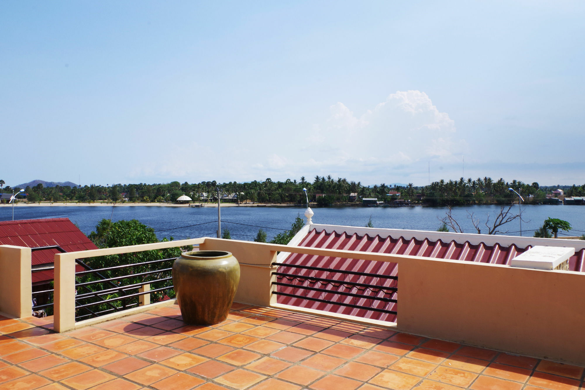 Kool Kampot Exterior foto